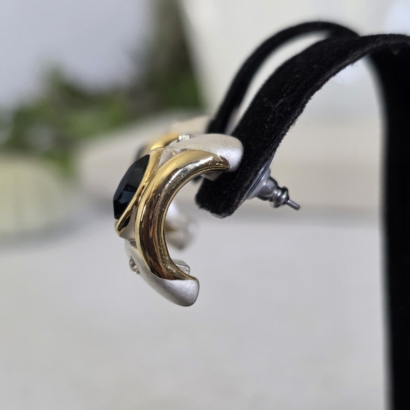 Vintage Gold Half Hoop Earrings - Picture 5 of 10